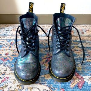 Iridescent blue Dr. Martens! Size 9